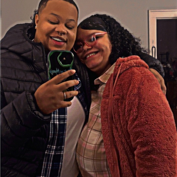 Meet your Posher, Gaia - Picture 5 of 5